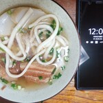 きしもと食堂 - そば小の器の大きさは携帯電話の長さと同じ程度