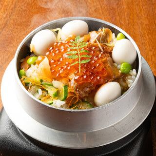 ＊料理長こだわりの炊き立て釜飯♪