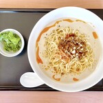 デニーズ - 料理写真:飯田商店店主監修冷やし豆乳担々麺　1485円