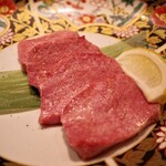 焼肉 神宮 - 幻の黒毛和牛シャトーブリタン　厚切り