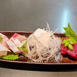 居酒屋 味平 - 刺身盛り合わせ①