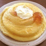 カンテボーレ - パン屋さんのパンケーキ（120円）