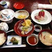 稚加榮 本店 - お昼の和定食