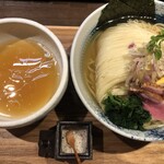 鴨出汁中華蕎麦 麺屋yoshiki - 鰹昆布水と名古屋コーチンの細つけ麺(塩)