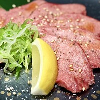 焼肉SEJONG 錦店 - 特上生タン