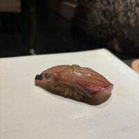 鮨m - 