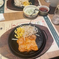 マヌエル タスカ ド ターリョ 丸の内店 - 