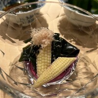 鮨 由う - 