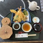 四季の味処 花靖  - 
