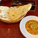 ナンダ インディアン ダイニング - チャナマサラとナン