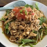 香妃 - よだれ鶏の冷やし中華1,130円