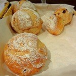 コルヌ ドゥ ガゼル - ●ふすまパン クルミ レーズン@168