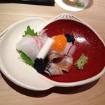 くろぎ - 桜鯛･鳥貝･煽烏賊（これに炙り平貝）