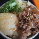 空飛ぶうどん やまぶき家 - 肉温玉ごはん