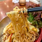 坂上刀削麺 - ナス冷麺 880円だよ