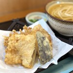 佐和 - ・冷かけうどん 天ぷらセット 1,200円/税込
※天ぷらは鳥天を選択