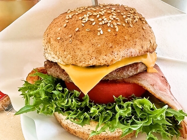 アトライ カフェ&バー（ATRY Caf'e&Bar） - 里白石（カフェ）の写真