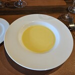 オステリア プロフーモ - スイートコーンの冷製ポタージュ