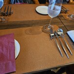 オステリア プロフーモ - テーブルセット