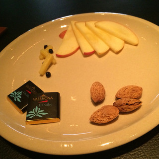 チロ・ギャレリー・ド・キタ_1