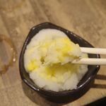 神鶏 - さっぱりテイストな「うずら大根おろし」をつまんでいきます。