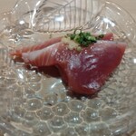 すしやのたい悟 - 気仙沼の鰹の漬け