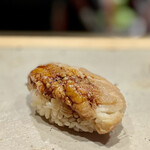 すしやのたい悟 - 穴子。フワっと食感が美味(*´༥` *)