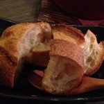 鉄板焼とワイン COCOLO - フランス小麦のバケット