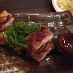 鉄板焼とワイン COCOLO - エリンギの豚肉巻き