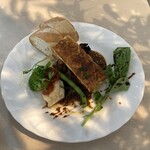 シェフスダ パリの食堂  - 何かオープンテラスみたいですが、