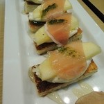 まるおか - 絶品　マスカルポーネとリンゴの生ハム