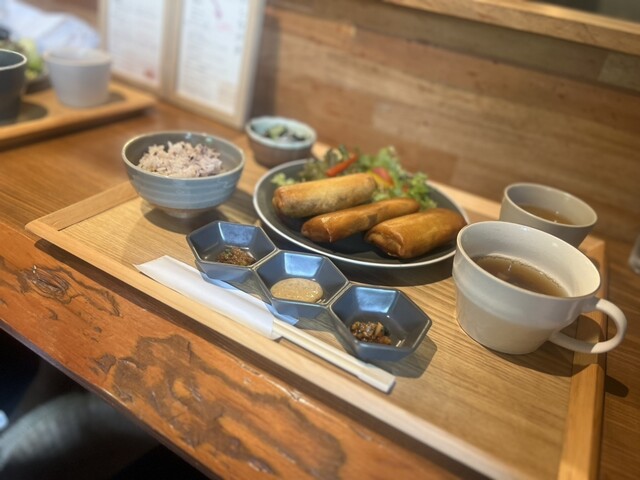 はるまき食堂 凸凹 - 三河一宮/中華料理 | 食べログ