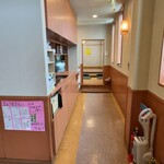 京屋寿司店 - 店内