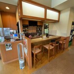 京屋寿司店 - 店内