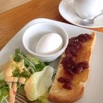 おやまのカフェ - モーニング 小倉 珍しく息子が完食 サラダのおかわりが欲しいとまで