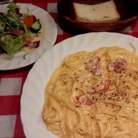 イタリアン レストラン リトル キャット - ランチセット　カルボナーラ(大盛)　　880円