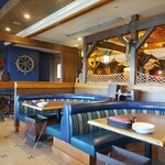 KING OF THE PIRATES - 内観