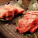 炭火焼肉おやけ - 