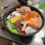 魚丼 - 
