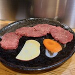 Wagyu Fujin - 和牛夫人盐牛舌