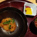 天冨良 麻布よこ田 - 芝海老かき揚げ丼