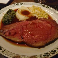 ロウリーズ・ザ・プライムリブ 恵比寿ガーデンプレイス店 - 