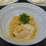 弘明寺丿貫 - 冷やでないホタテの和え玉（麺ハーフ）550円