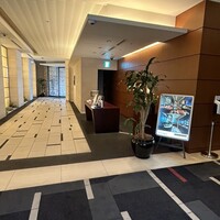 ポム・ダダン - 