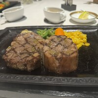ステーキハウス 牛車 - 