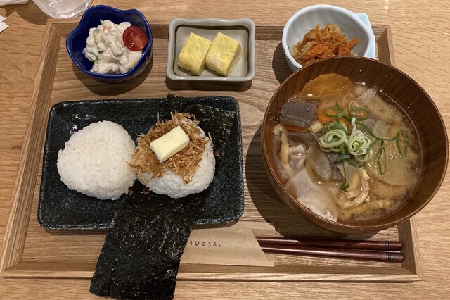 芦屋コロン♪ おむすびころん。 芦屋店 - 芦屋（JR）/おにぎり | 食べログ