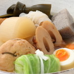 Azabu Shuu - 5種類の削り節からとった出汁が絶品の『おでんお皿盛り』