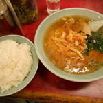珉亭 - 2014/3 江戸っ子ラーメンと大ライス￥９００