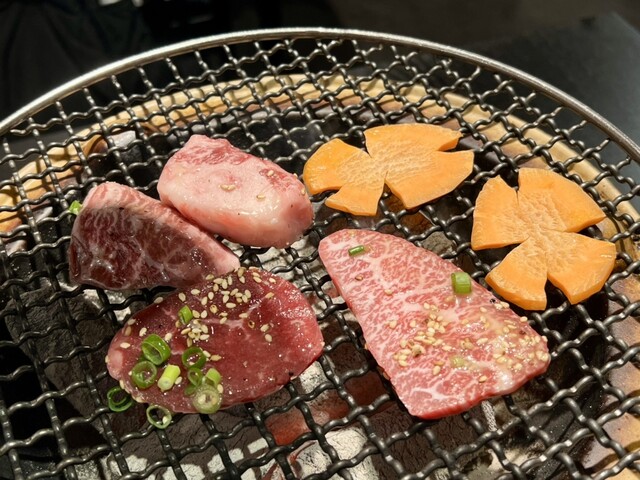 ホルモン500 - 伊勢佐木長者町/焼肉 | 食べログ