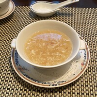 ホテルオークラ 中国料理「桃花林」 日本橋室町賓館 - 蟹肉入りふかひれスープ